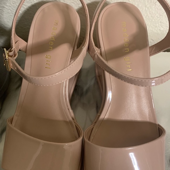 Madden Girl platform shoes Women’s size 8m - Picture 6 of 7